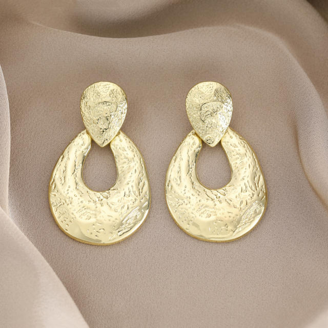 Concise metal feeling gold color geometric studs earrings
