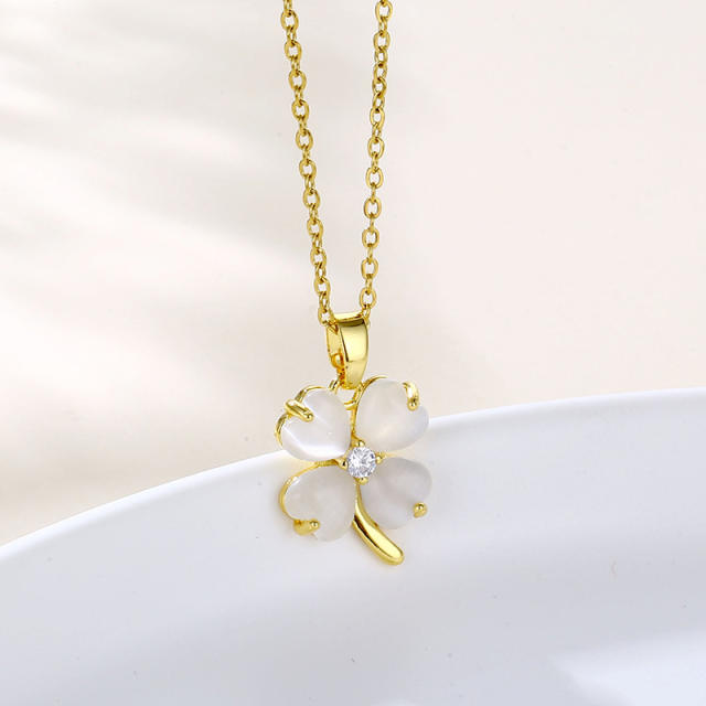 White color opal stone clover pendant necklace