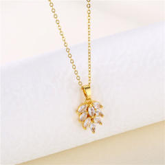 Fashionable diamond leaf pendant necklace