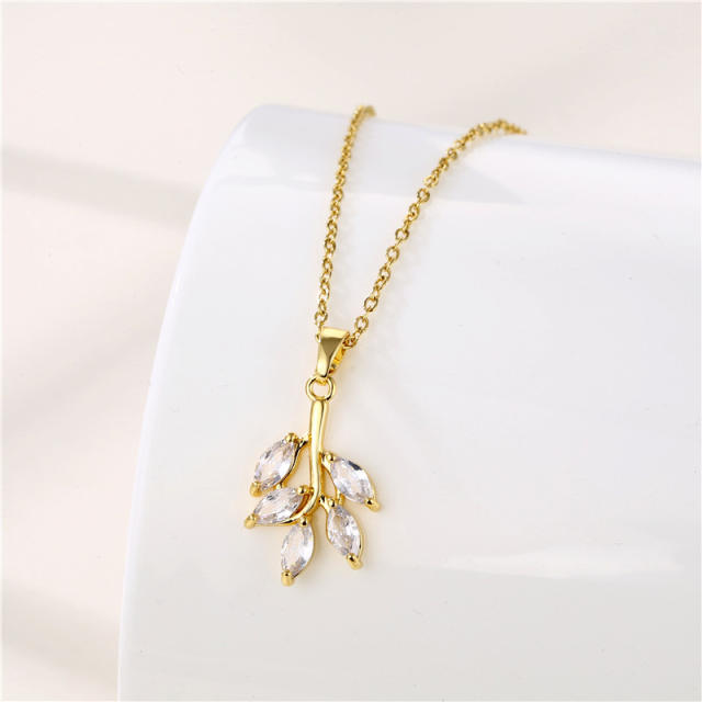 18K diamond leaf stainless steel chain pendant necklace