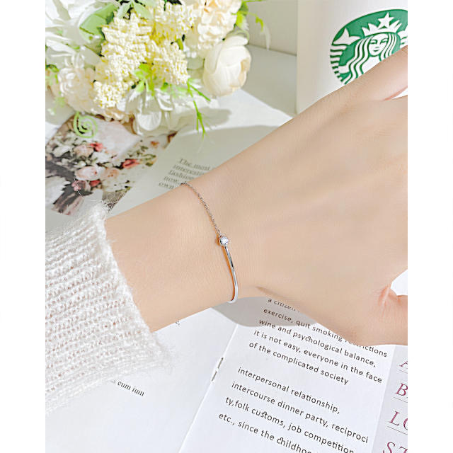 Concise diamond dainty stainless steel bracelet