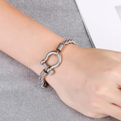 Chunky Horseshoe buckle stainless steel chain bracelet