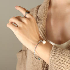 Vintage personality pearl beads stainless steel bangle