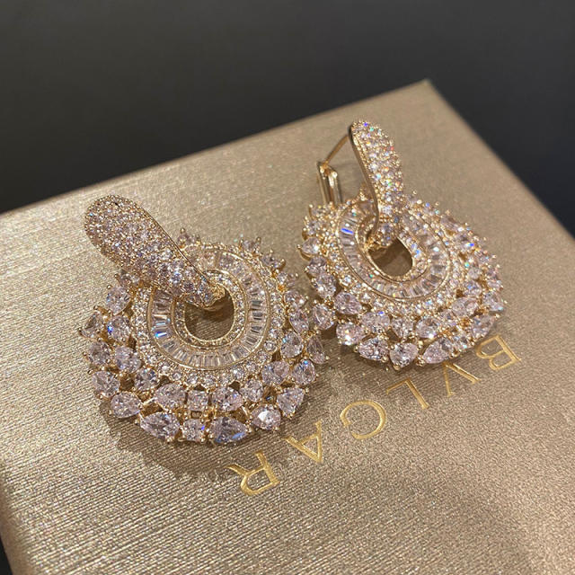 Top quality pave setting diamond earrings