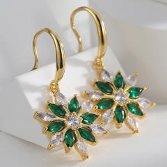 Occident fashion green color snowflake real gold plated earrings
