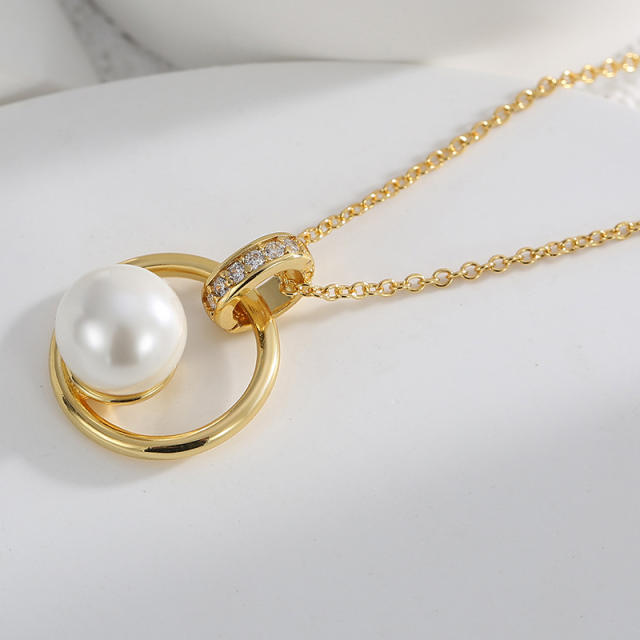 Occident fashion geometric circle pearl necklace