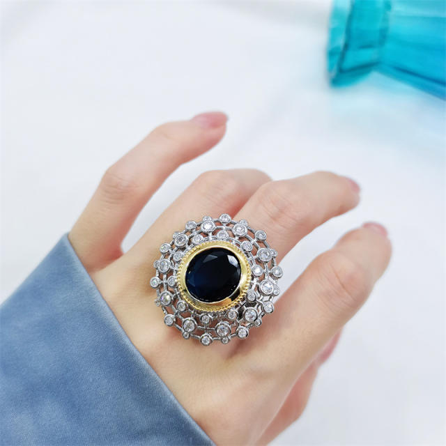 Luxury round shape diamond sapphire rings