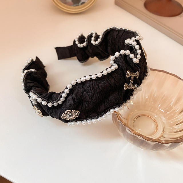Winter autumn design black white padded headband