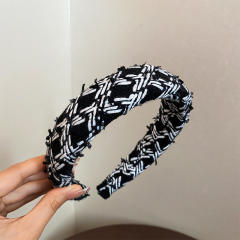 Winter autumn design black white padded headband