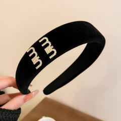 Winter autumn design black white padded headband