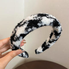 Winter autumn design black white padded headband
