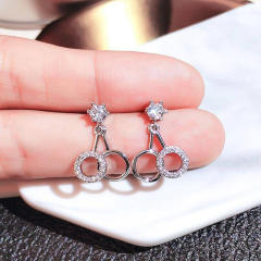 Concise diamond circle women earrings