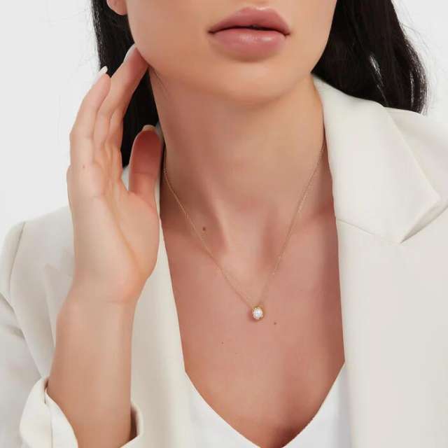 Elegant pearl pendant dainty stainless steel necklace