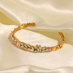 Elegant cubic zircon irregular design stainless steel bangle