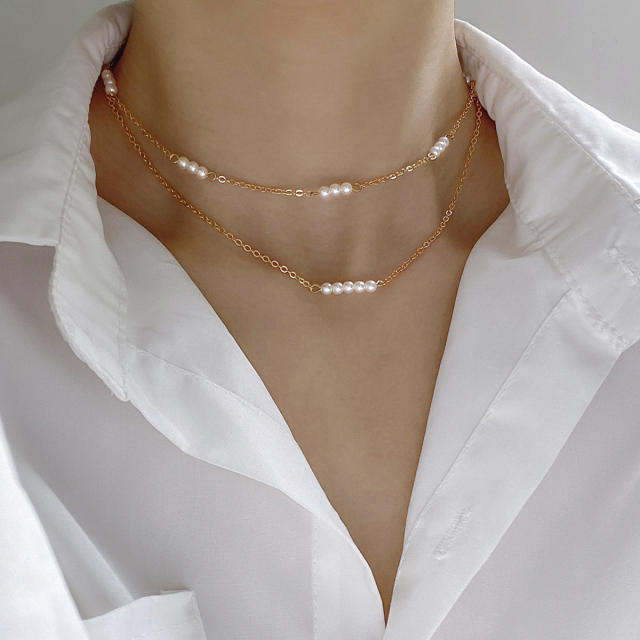 Elegant dainty faux pearl beads layer necklace