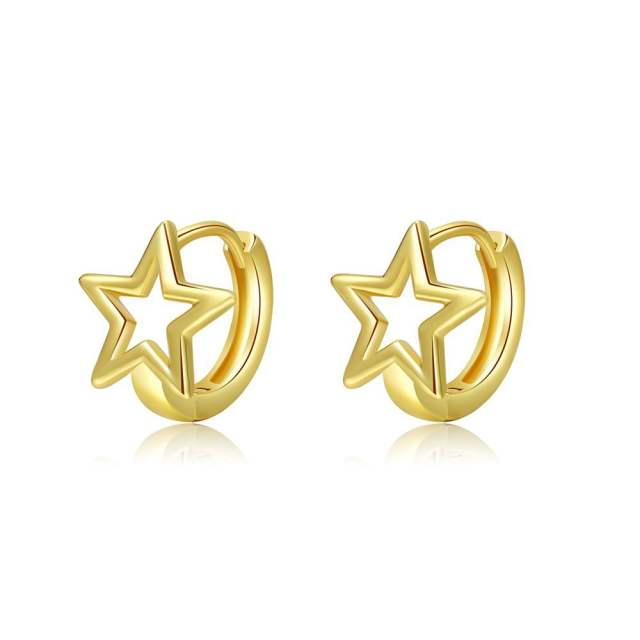 Hollow star classic huggie earrings