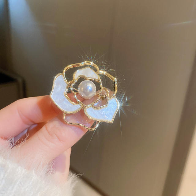 Real gold plated pearl shell flower butterfly brooch
