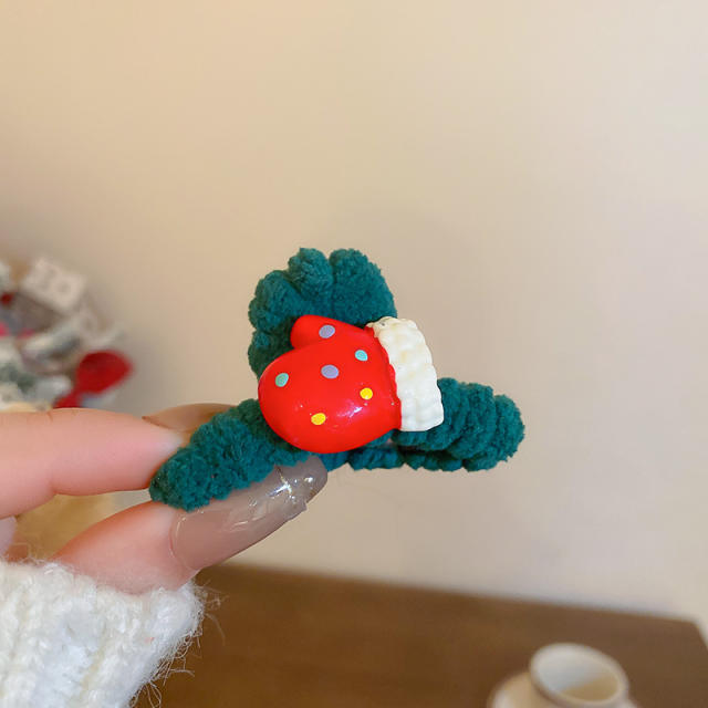 Winter design christmas series fluffy ball hair claw clips