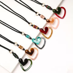 Natural trend hollow heart acrylic pendant necklace
