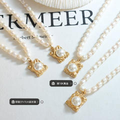 Vintage ins square pendant water pearl necklace