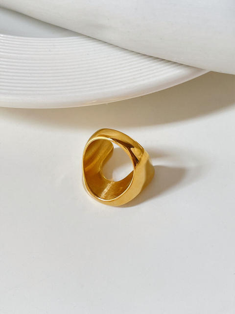 Concise 18K unique design chunky stainless steel rings