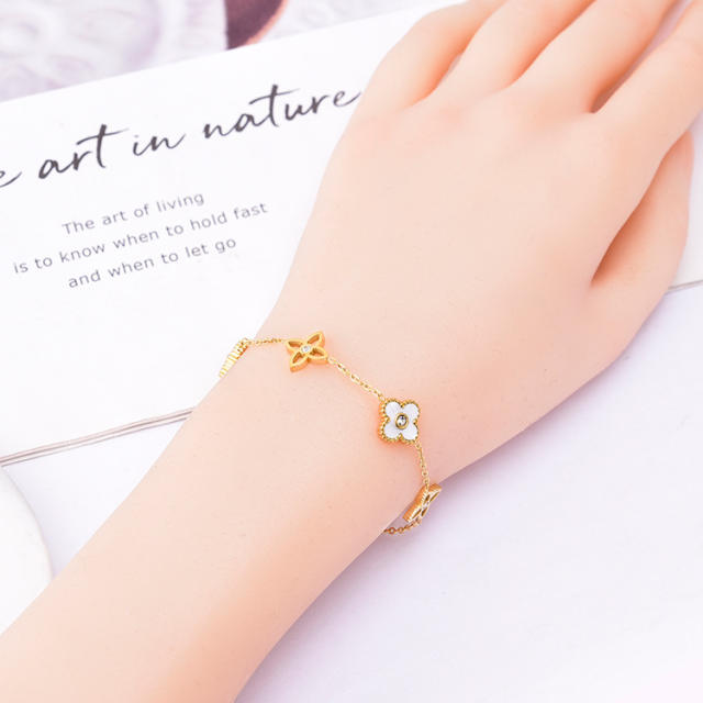 Korean fashion white color shell clover stainless steel bracelet