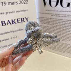 Warm winter gray color wool hair claw clips