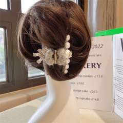 Warm winter gray color wool hair claw clips