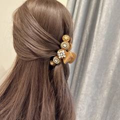 Winter design brown color hair claw clips