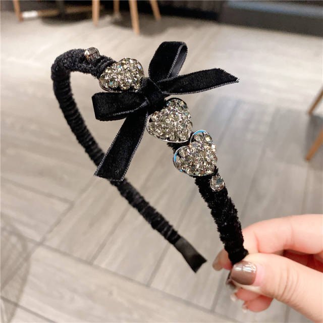 Elegant diamond bow heart black velvet headband