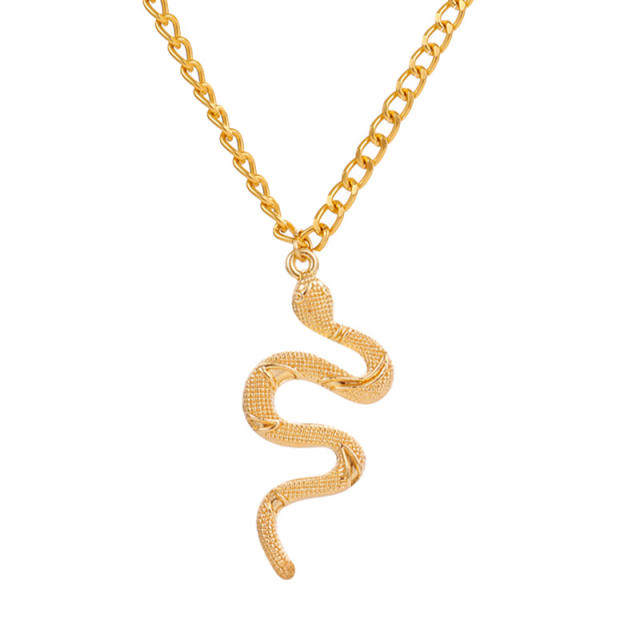 Creative vintage snake pendant layer necklace