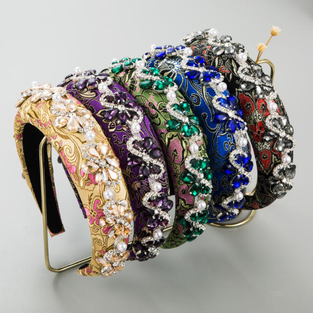 Vintage baroque padded headband