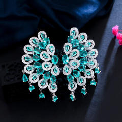 Luxury handmade green color crystal fan shape earrings