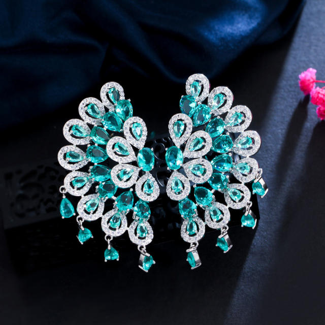 Luxury handmade green color crystal fan shape earrings