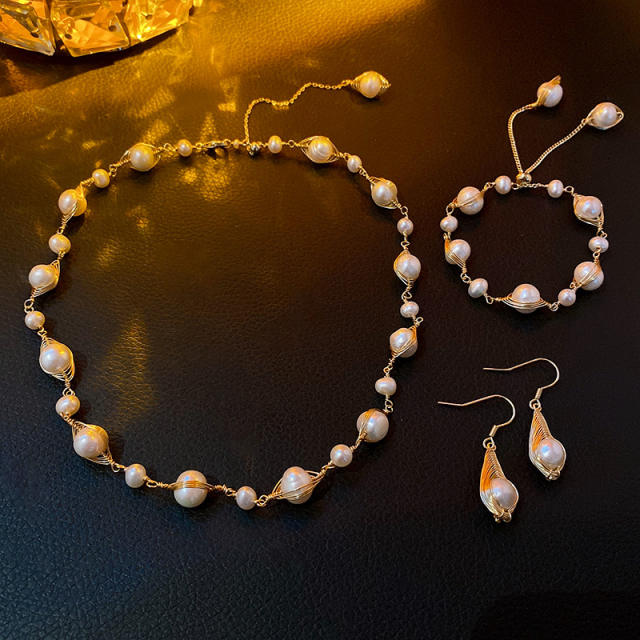 Baroque pearl necklace set