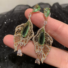 Elegant super shiny hollow leaf diamond earrings