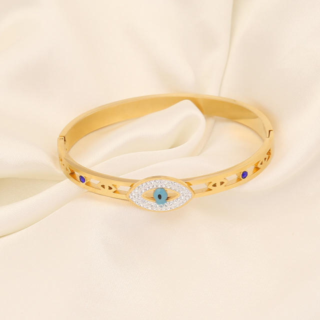 Fashionable evil eye stainless steel bangle