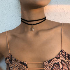 Vintage glass crystal drop two layer black choker