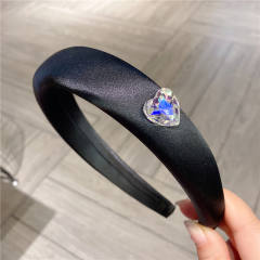 Vintage black stain diamond heart padded headband