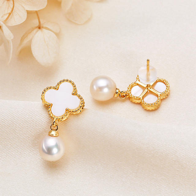 Classic korean fashion white clover water pearl drop earrings