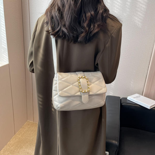 Fashionable qulited women shoulder bag