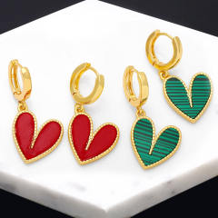Concise color resin heart real gold plated huggie earrings