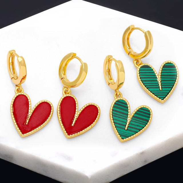 Concise color resin heart real gold plated huggie earrings