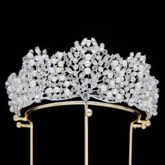 Elegant luxury handmade colorful crystal women crown