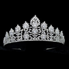 Concise luxury pave setting cubic zircon diamond crown