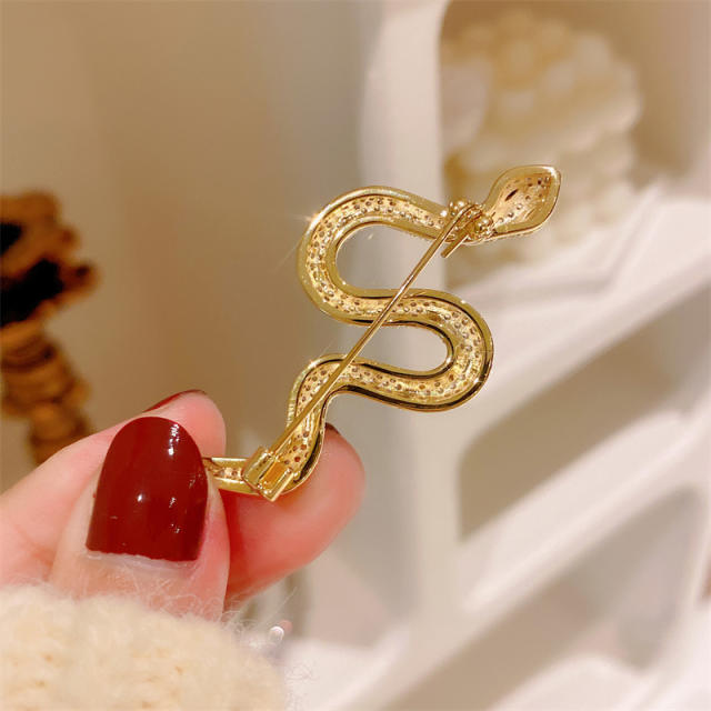 Elegant diamond snake real gold plated brooch
