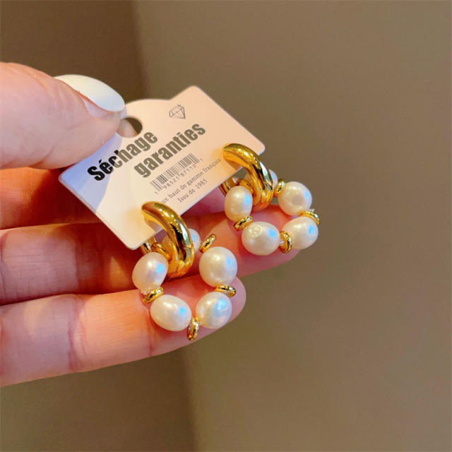 18KG water pearl circle women earrings