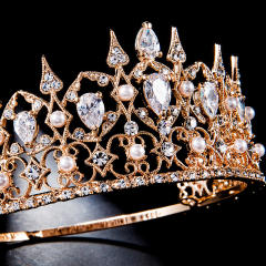 AAA baroque trend pave setting diamond crown