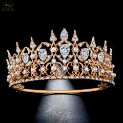 AAA baroque trend pave setting diamond crown
