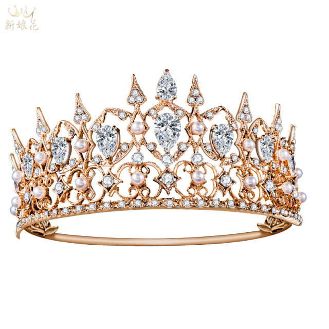 AAA baroque trend pave setting diamond crown